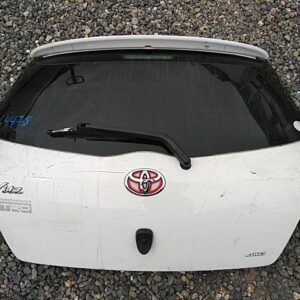TRD ! TOYOTA YARIS HATCHBACK 2005-2010 (NCP90/95) COMPUERTA TRASERA 98101XD(2177)