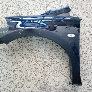 -NISSAN TIDA 2006-2017 (C11) GUARDAFANGO IZQUIERDO (4176)