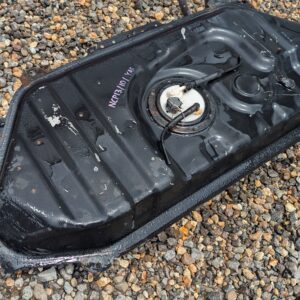 YARIS NCP13 TANQUE COMBUSTIBLE 15115XD