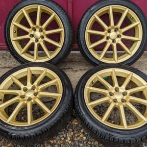 AROS SUBARU CON LLANTAS 215/45 R18 00023XD